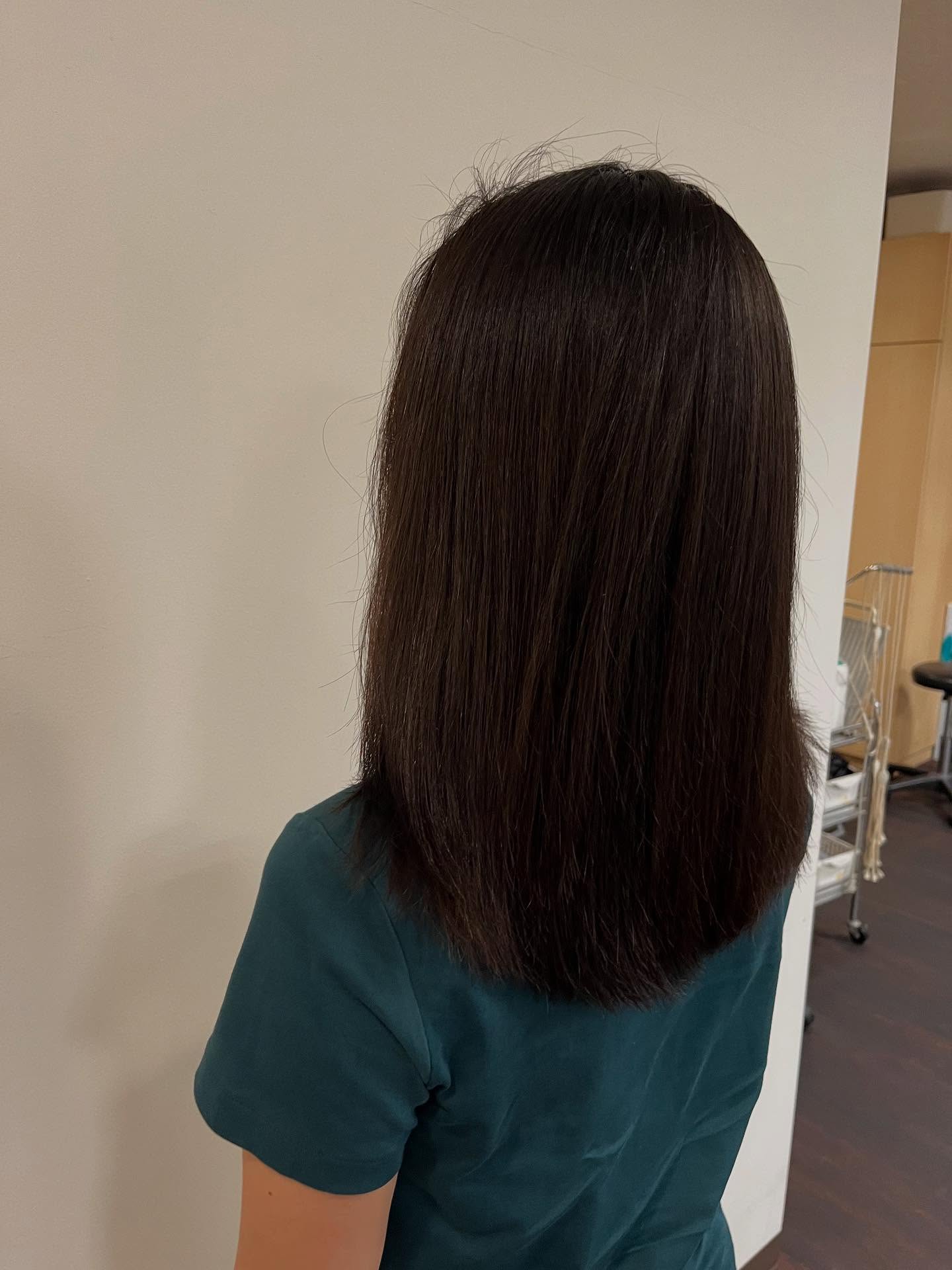 こんにちは、素敵なお客様！‍♀️✨ あなたの髪をもっと美しく