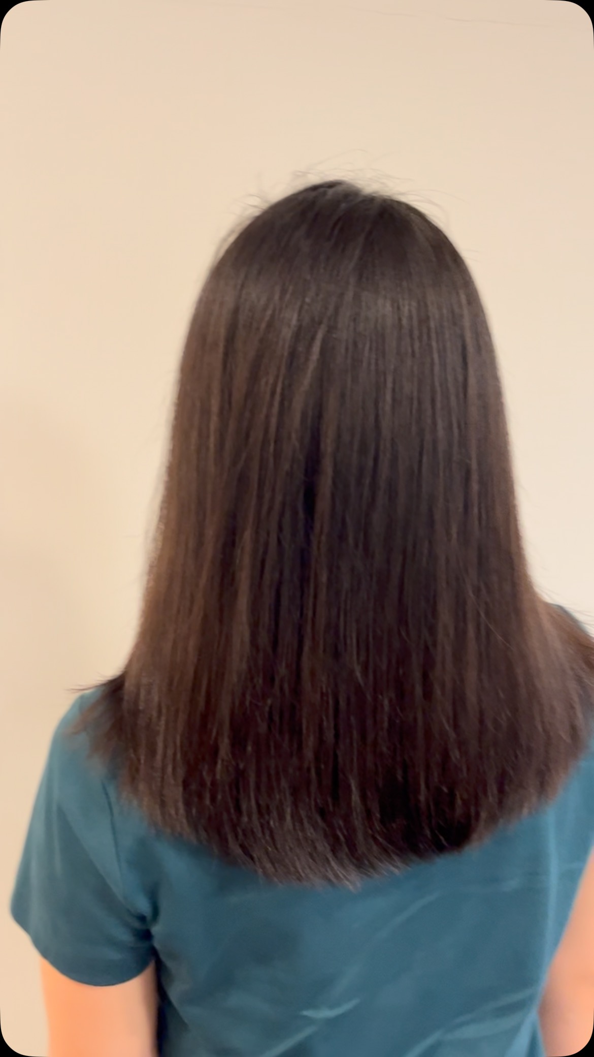 こんにちは、素敵なお客様！‍♀️✨ あなたの髪をもっと美しく