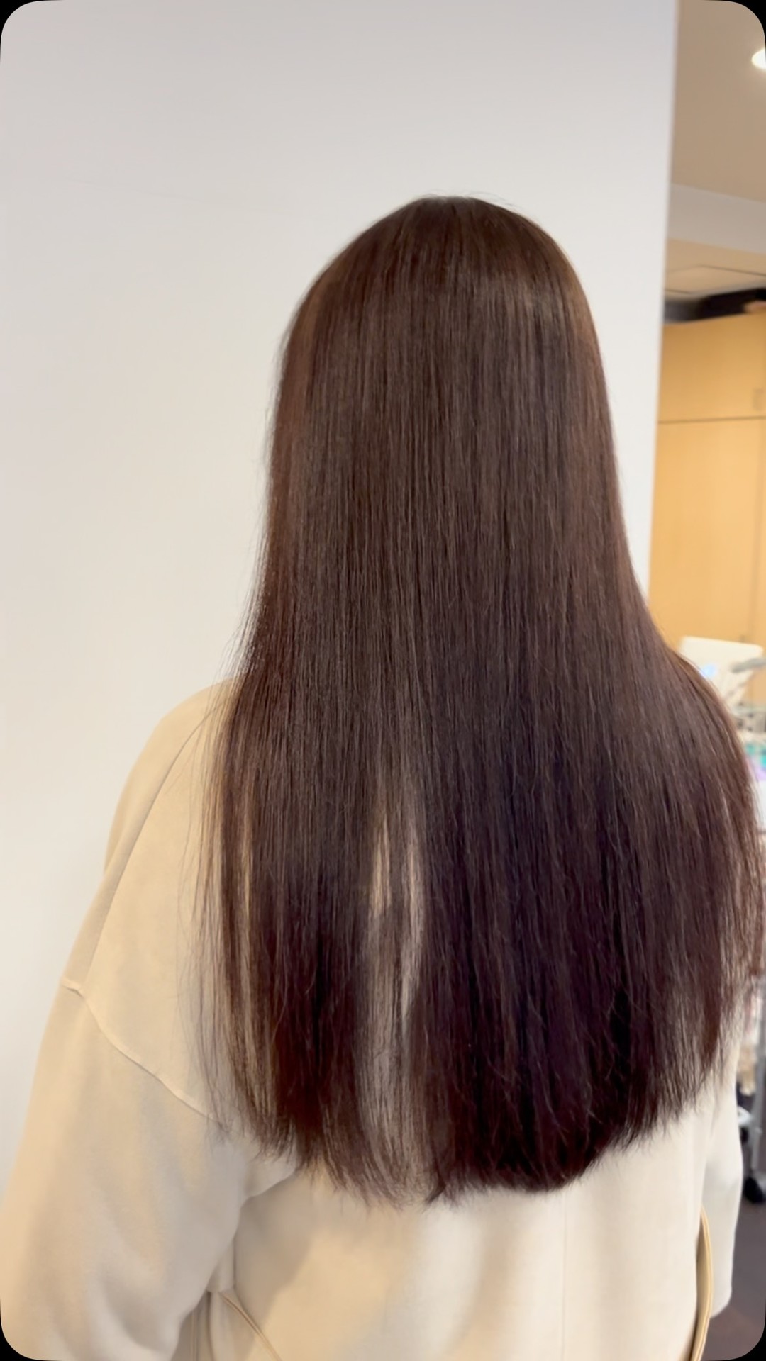 ご来店ありがとうございます!当美容院では、お客様の美しさを最