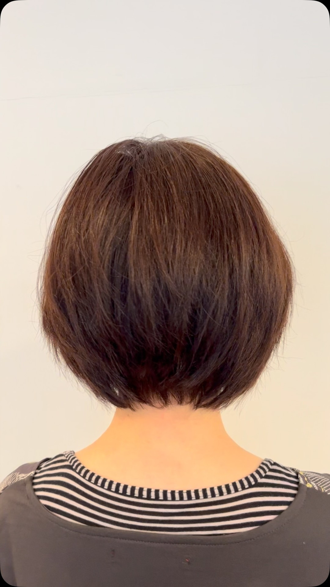 こんにちは!美容室カクテルヘアーでは、あなたの魅力を引き立て